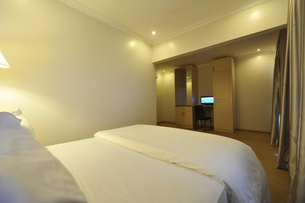 Gloria Hotel Kigali Exteriör bild