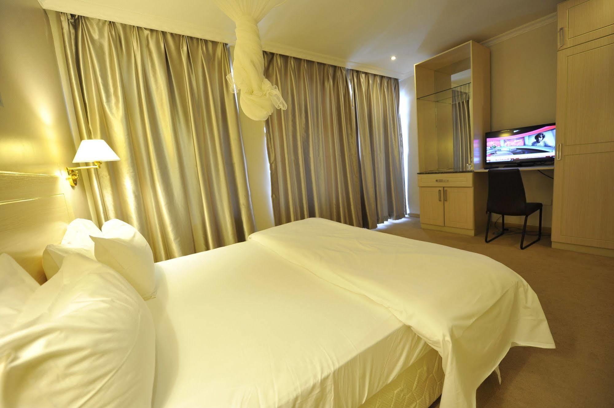 Gloria Hotel Kigali Exteriör bild