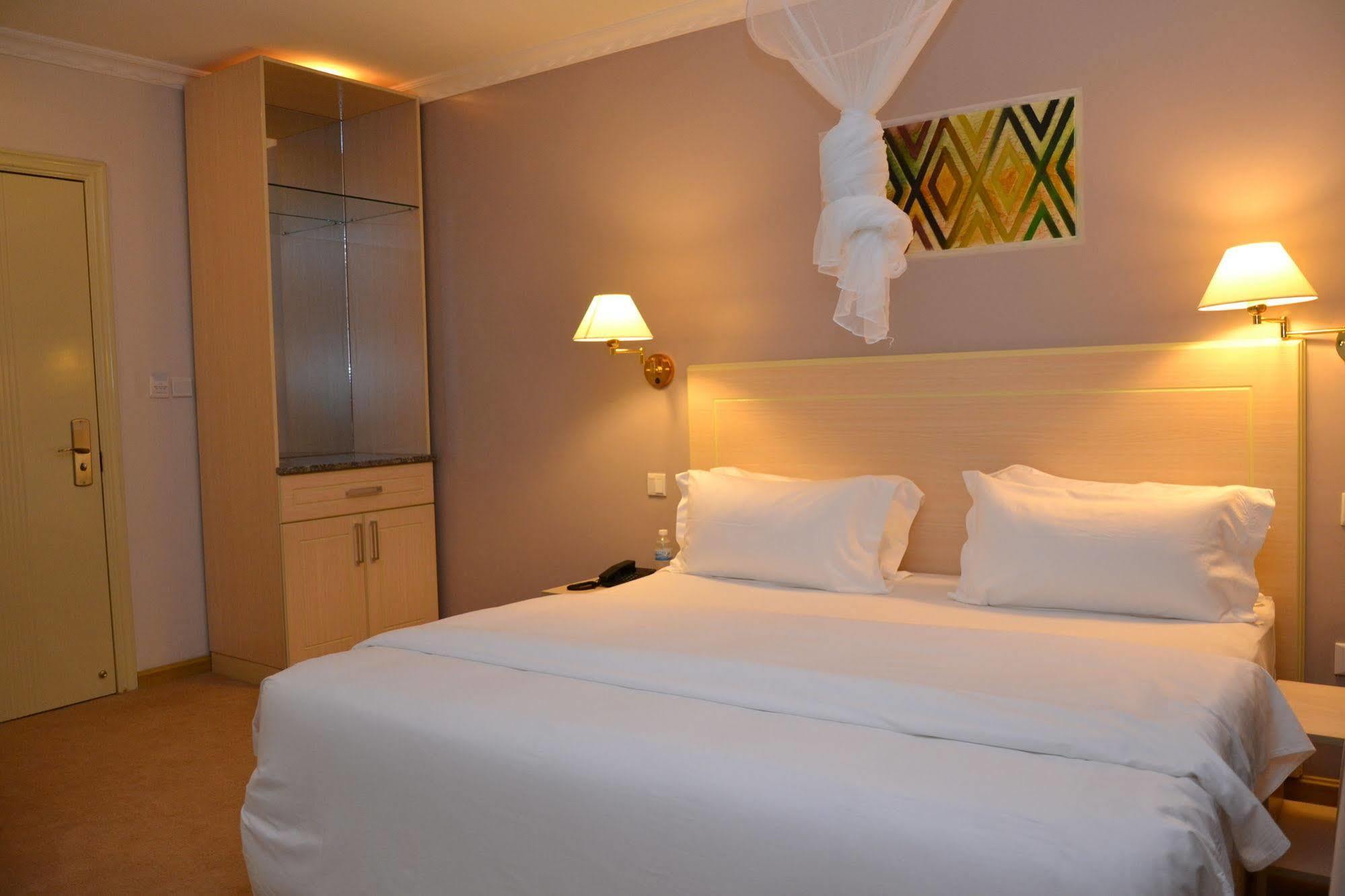 Gloria Hotel Kigali Exteriör bild