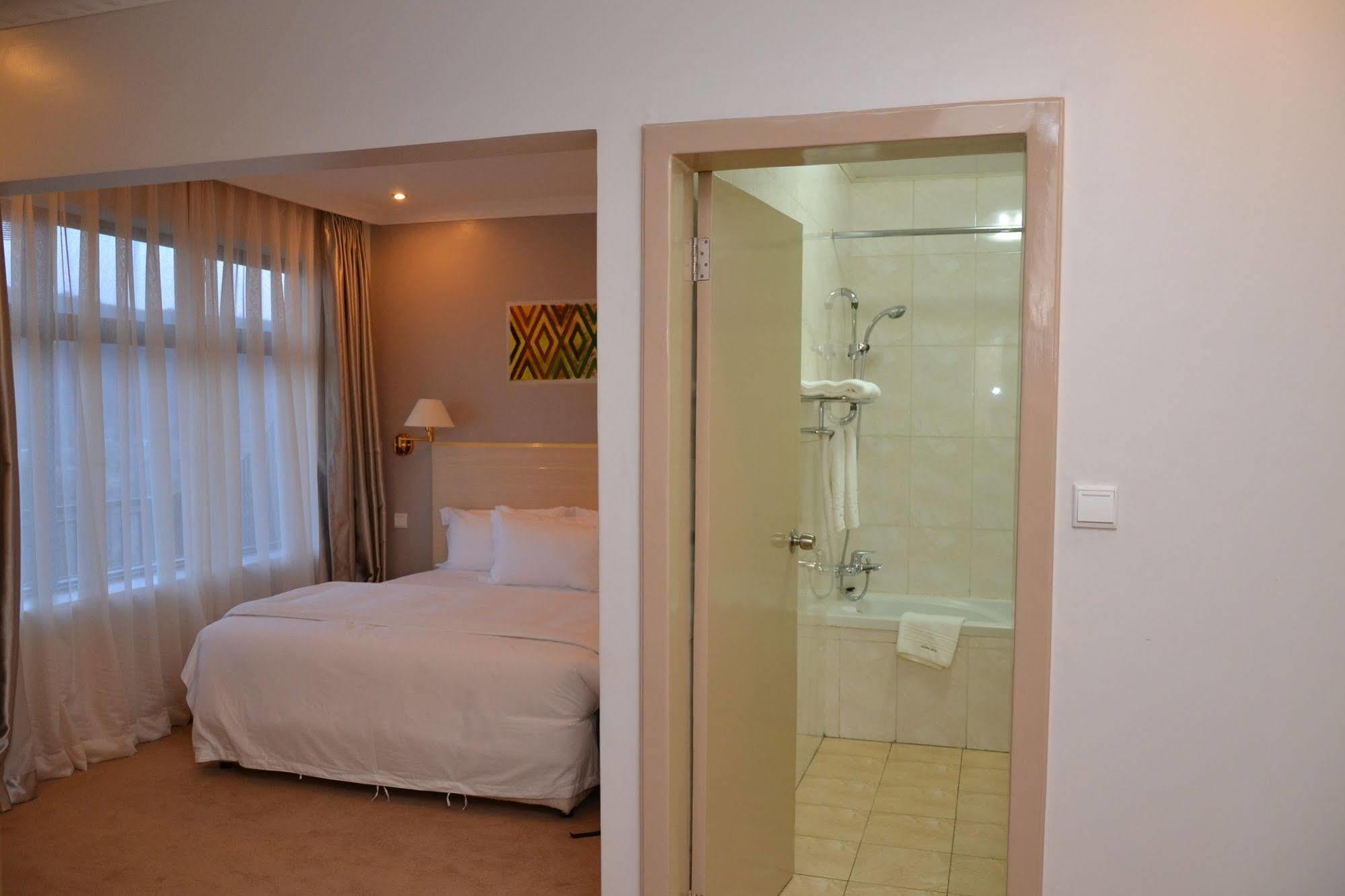 Gloria Hotel Kigali Exteriör bild